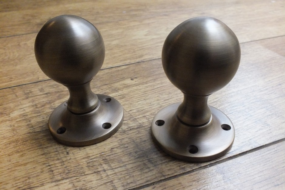 Antique Brass Ball Knobs on Round Rose