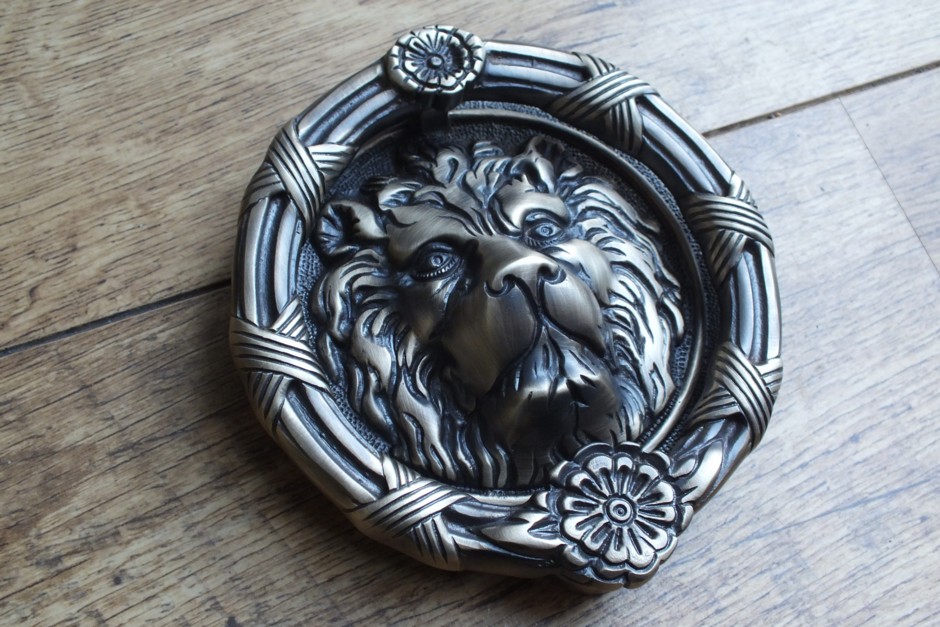 Antique Brass Lion Knocker - Door Knockers