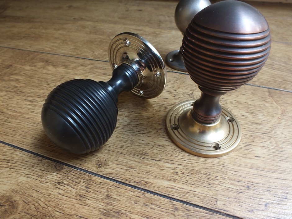 Beehive Door Knobs