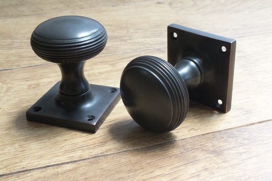 Door Knob on Square Rose
