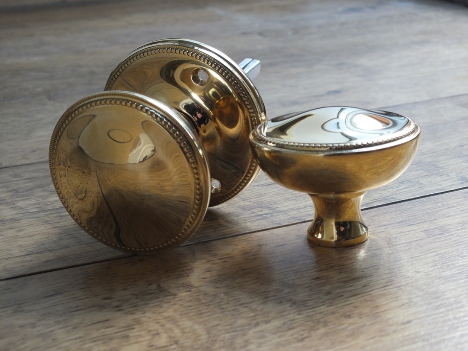 Regency Door Knobs