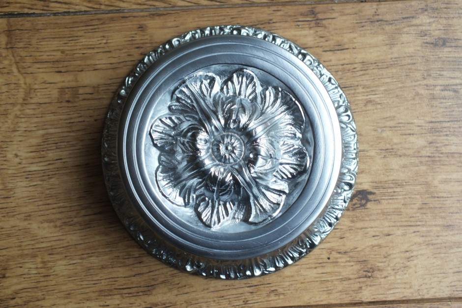Robert Adam Centre Door Knob