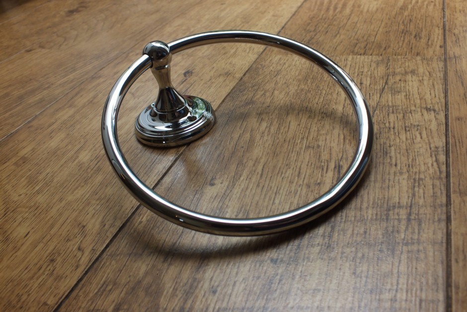 Victorian Towel Ring British Ironmongery