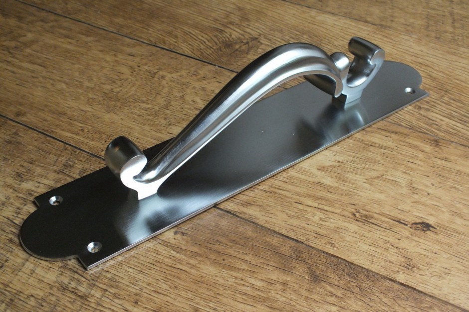 Vintage Pull Handle