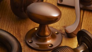 Imitation Bronze (Lacquered)