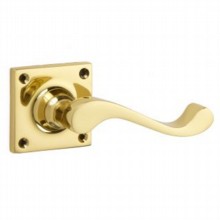 Lichfield Lever on Square Rose Door Handle