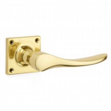 Cambridge Lever on Square Rose Door Handle