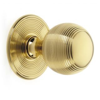 Reeded Ball Centre Door Knob