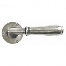 Fenwick Pewter Lever on Round Rose Door Handle