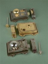 Regency Rim Latch