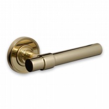 Chippenham Handle on Corby Covered Rose