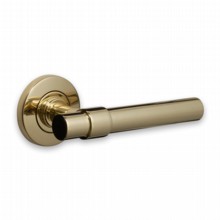 Chippenham Handle on Alton Covered Rose