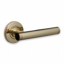 Winchester Handle on Alton Covered Rose