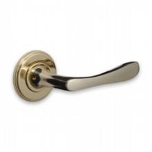 Lilliput Handle on Borden Covered Rose
