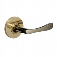 Lilliput Handle on Large Fleet Rose