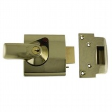 BS3621 Nightlatch